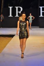 Model walk the ramp for Shane & Falguni Show at IRFW 2012 in Goa on 1st Dec 2012 (56).JPG